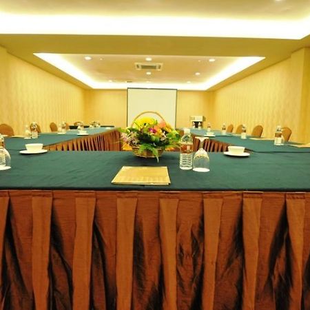 11@Century Hotel Johor Bahru Kültér fotó