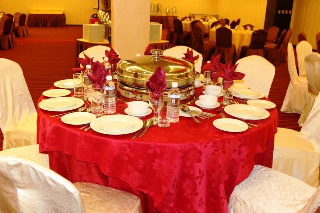 11@Century Hotel Johor Bahru Kültér fotó