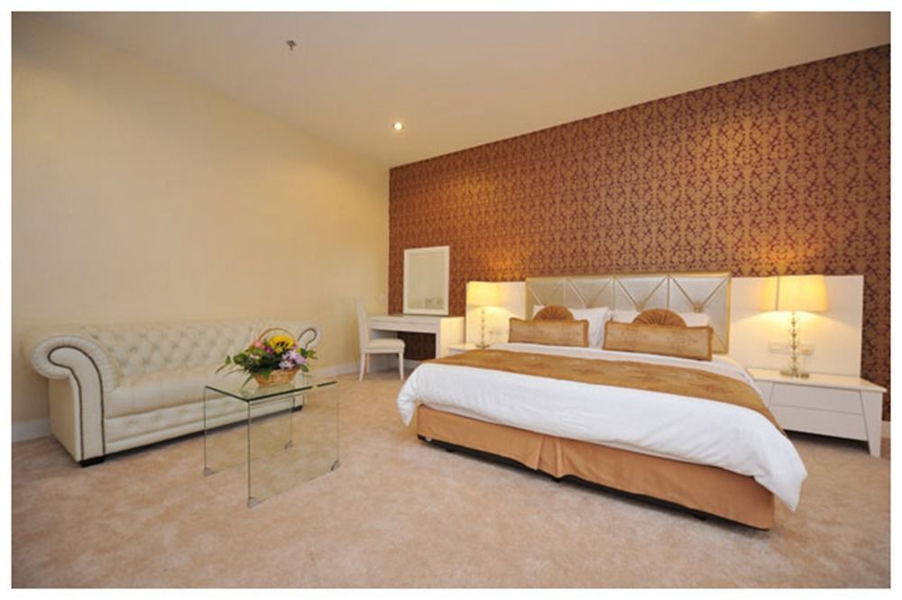 11@Century Hotel Johor Bahru Kültér fotó