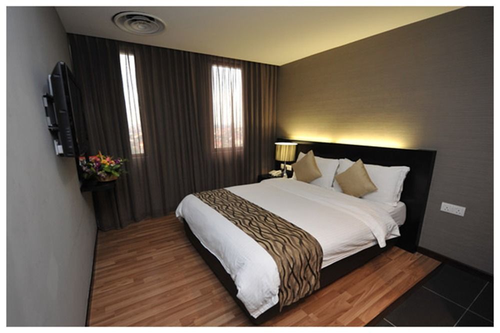 11@Century Hotel Johor Bahru Kültér fotó