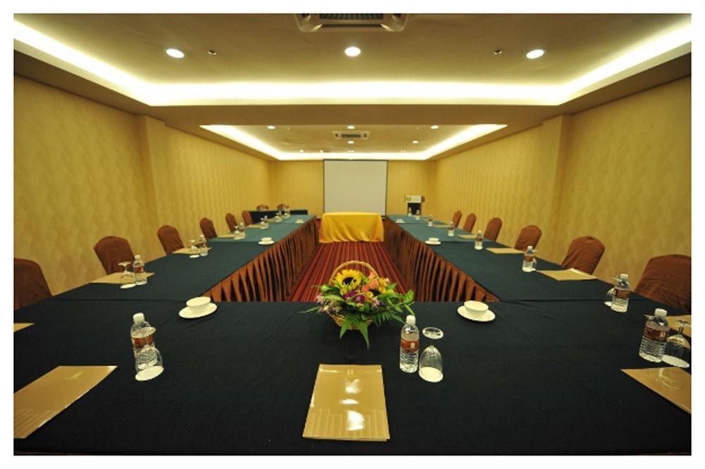 11@Century Hotel Johor Bahru Kültér fotó
